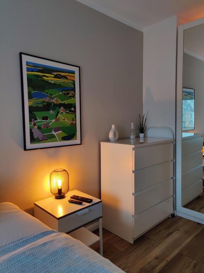 Apartment Kiel, Renovierte Innenstadtwohnung, 24h Check-in, 2 Kostenlose Fahrraeder *