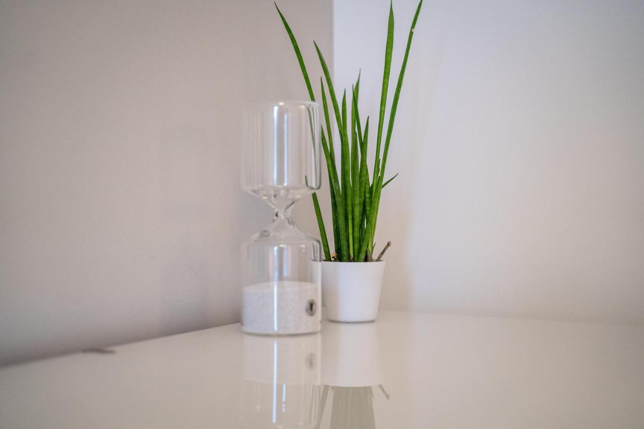 Apartment Kiel, Renovierte Innenstadtwohnung, 24h Check-in, 2 Kostenlose Fahrraeder
